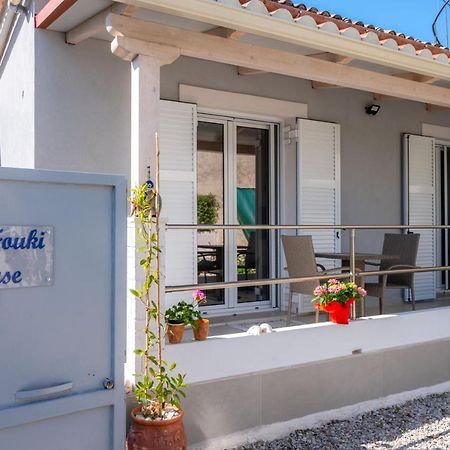 Fouki Apartments Ipsos Beach Exterior foto